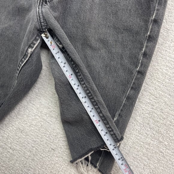 Vintage Levis 531 Grey Denim Shorts Mens 28 Made Canada Cutoff Distressed 90s - Picture 9 of 15